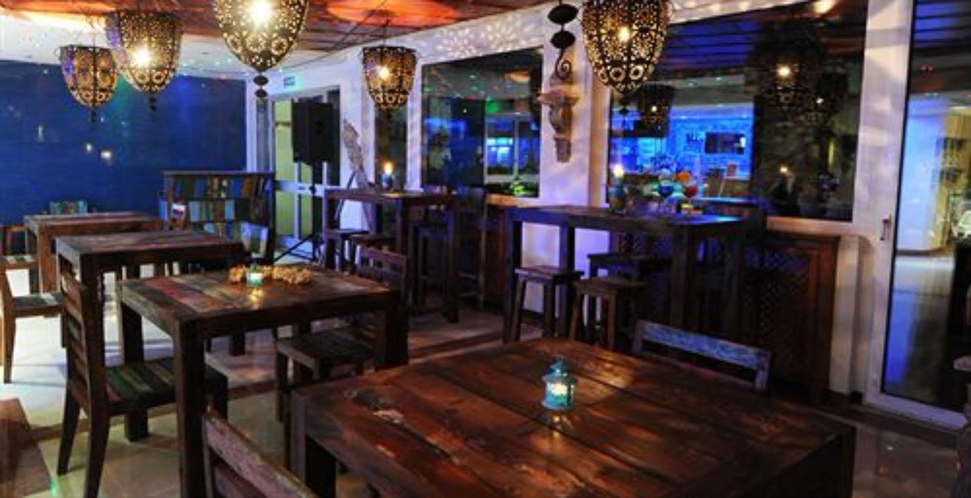 בוסולנגו Hotel Centro Turistico Gardesano מראה חיצוני תמונה